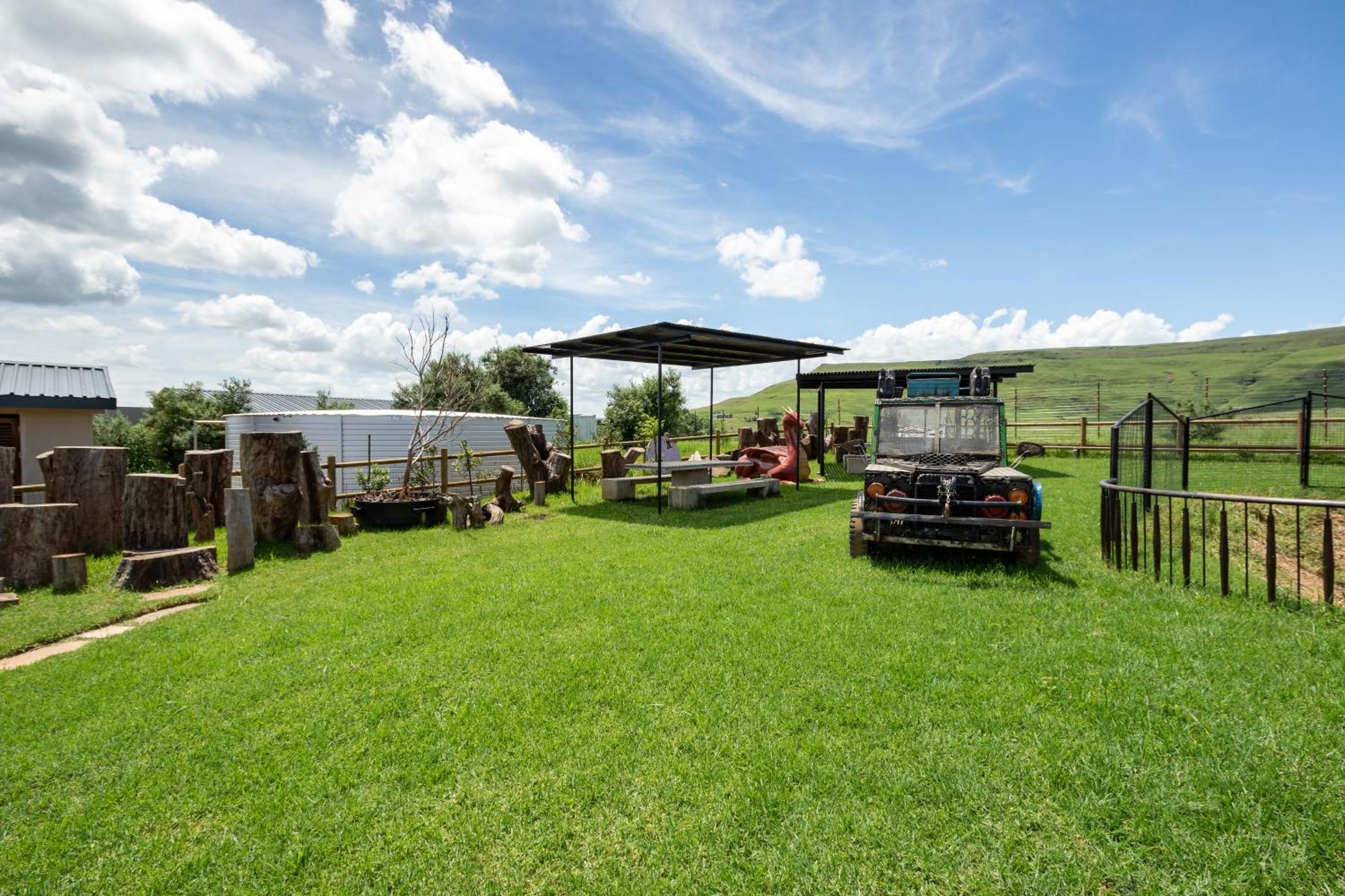 Champagne Valley Dragonview Lodge מראה חיצוני תמונה