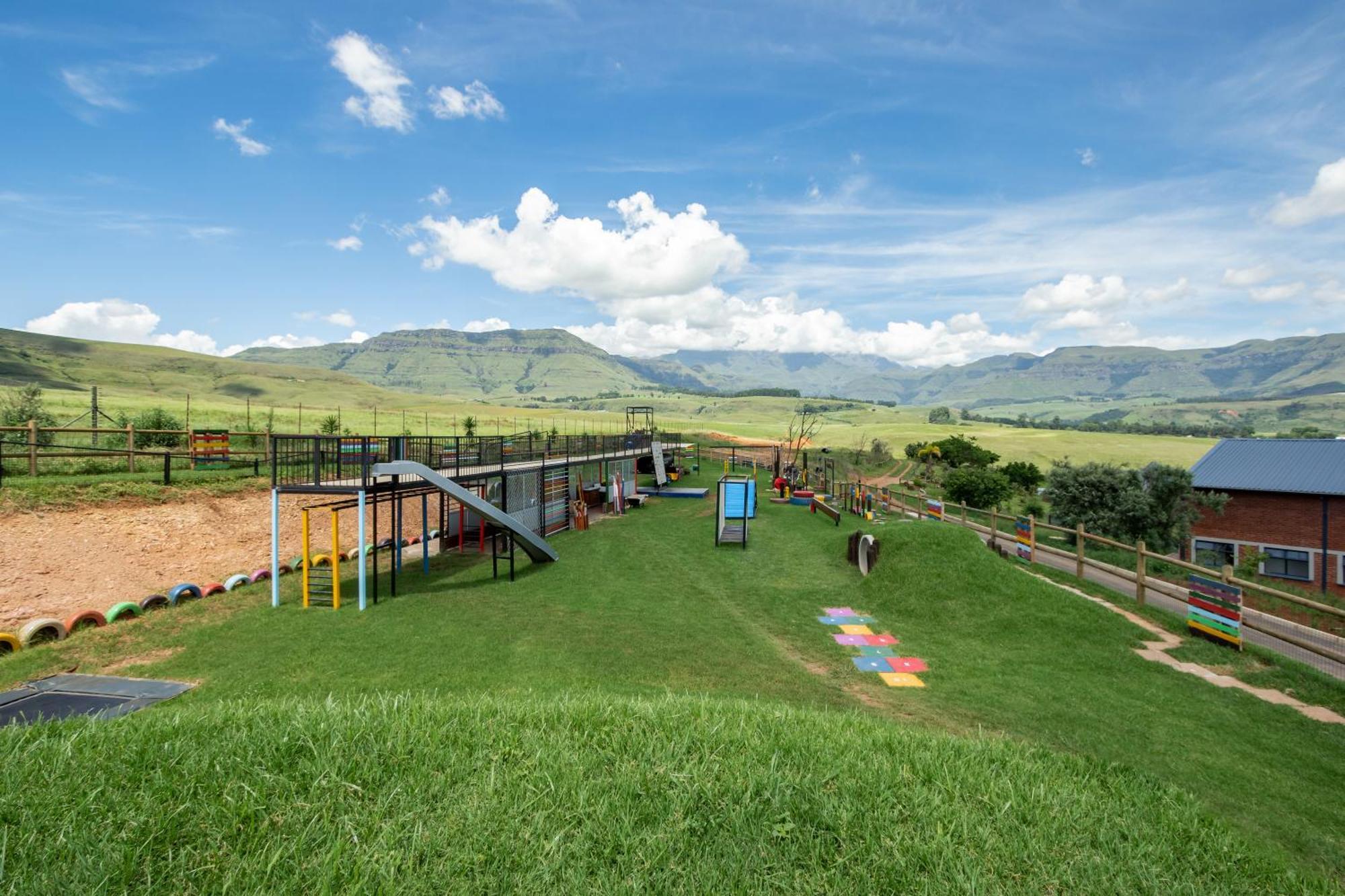 Champagne Valley Dragonview Lodge מראה חיצוני תמונה