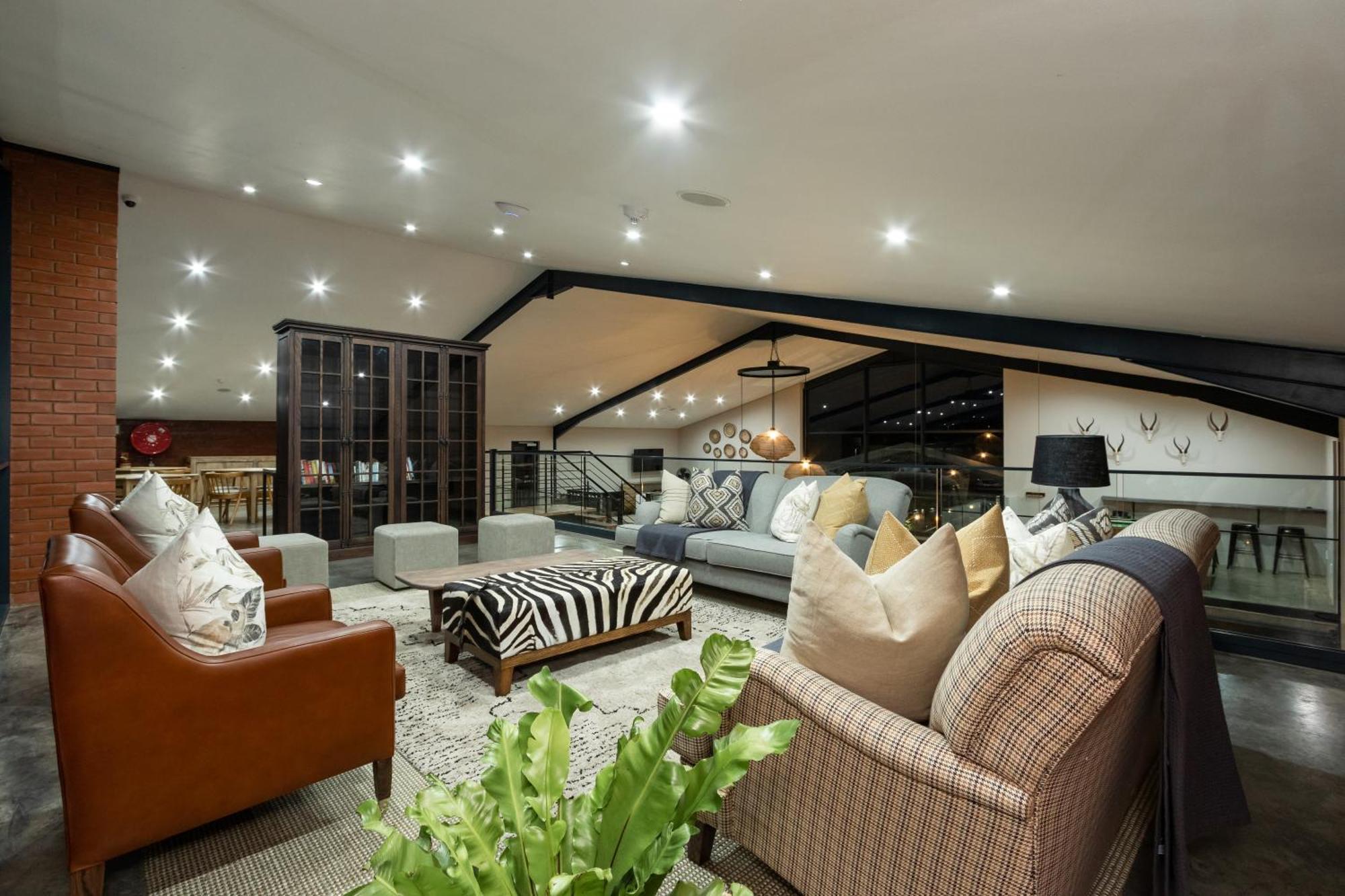 Champagne Valley Dragonview Lodge מראה חיצוני תמונה